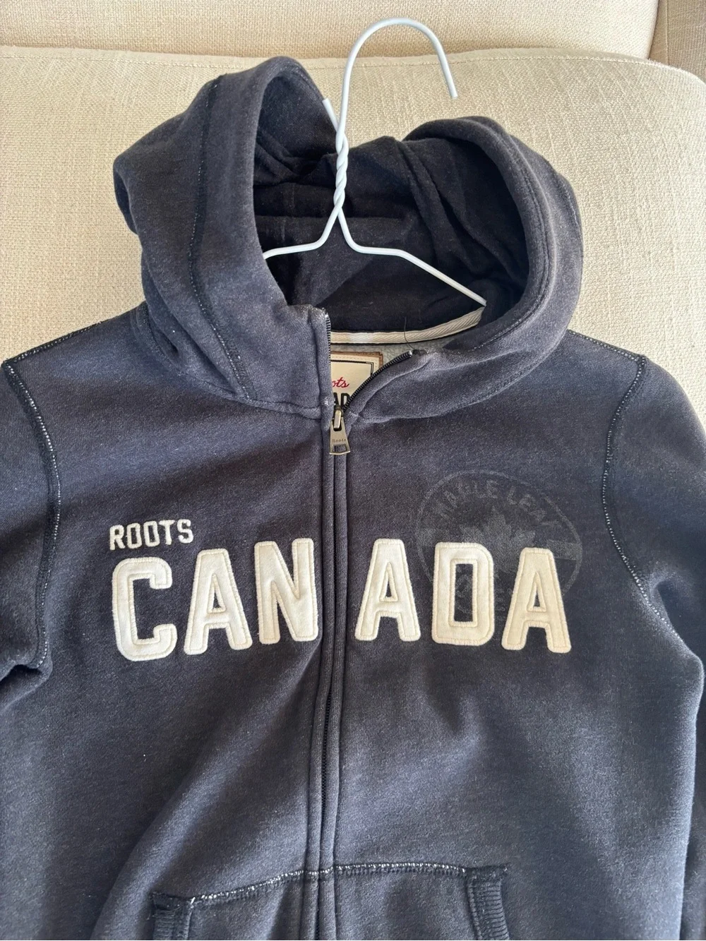 Roots Canada Maple Leaf Forever Zip Hoodie Size Small Unisex - Picture 3 of 15